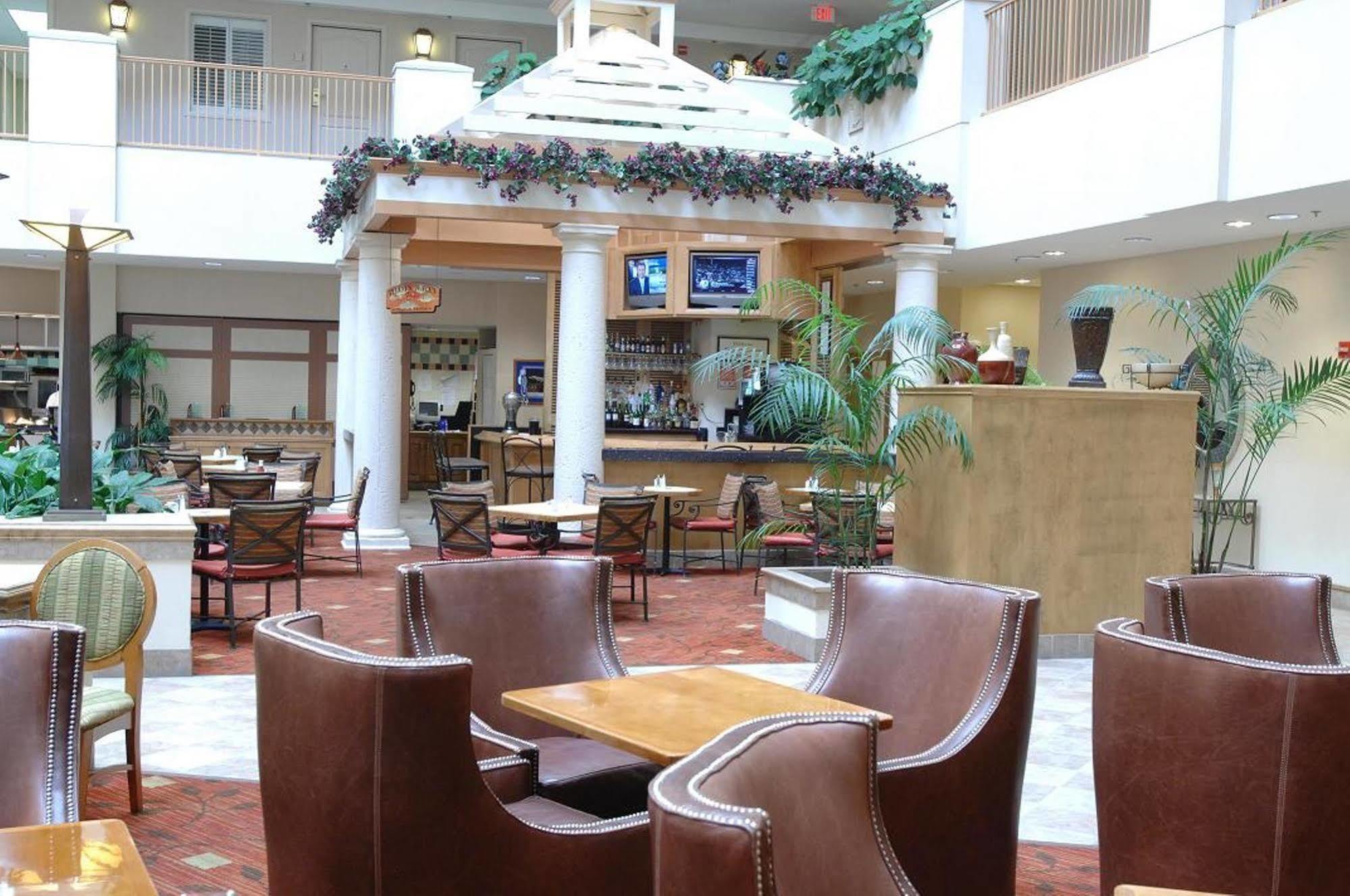 Embassy Suites By Hilton Orlando Airport Екстер'єр фото